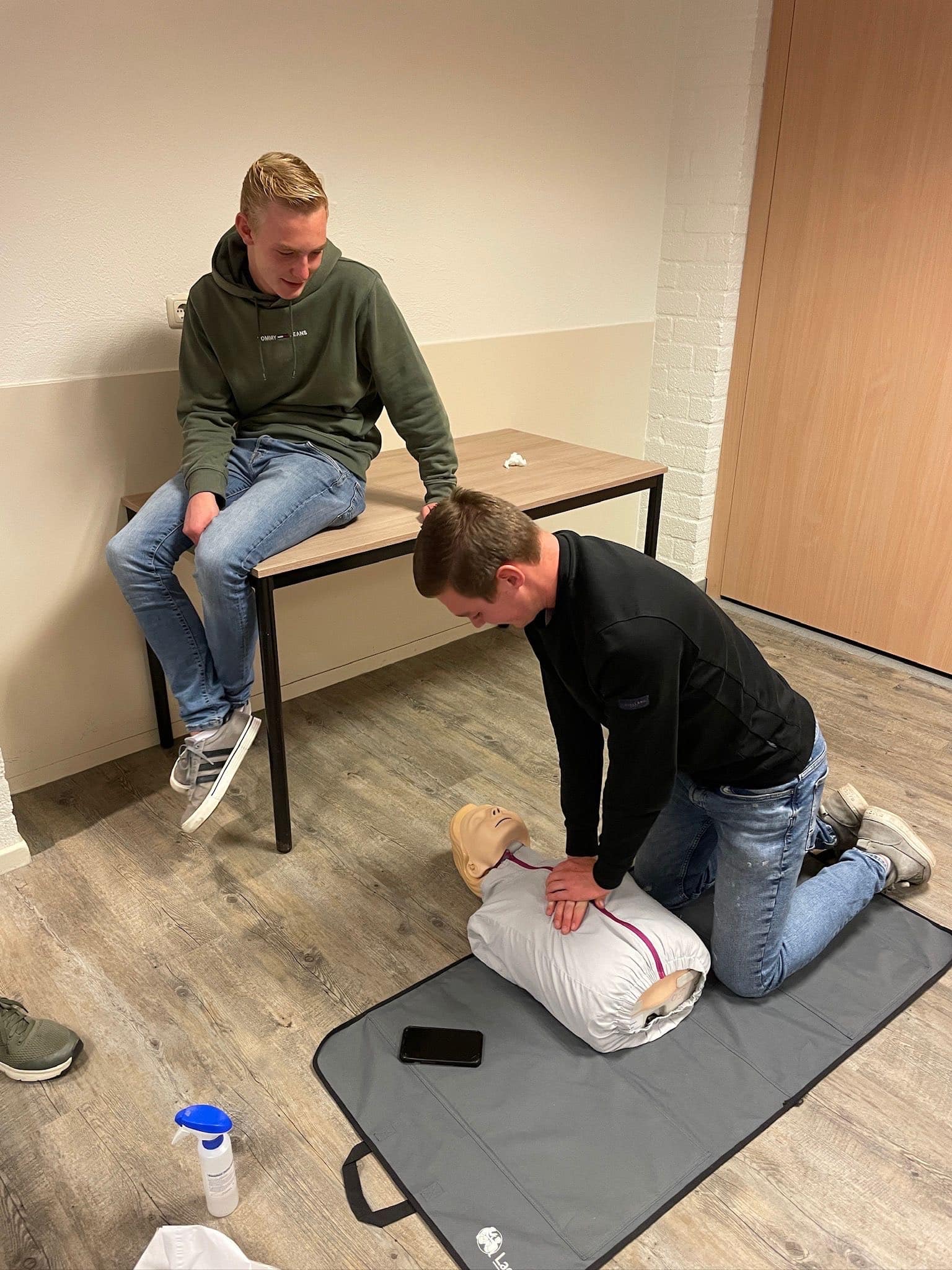 AED Reanimeren Buurse United